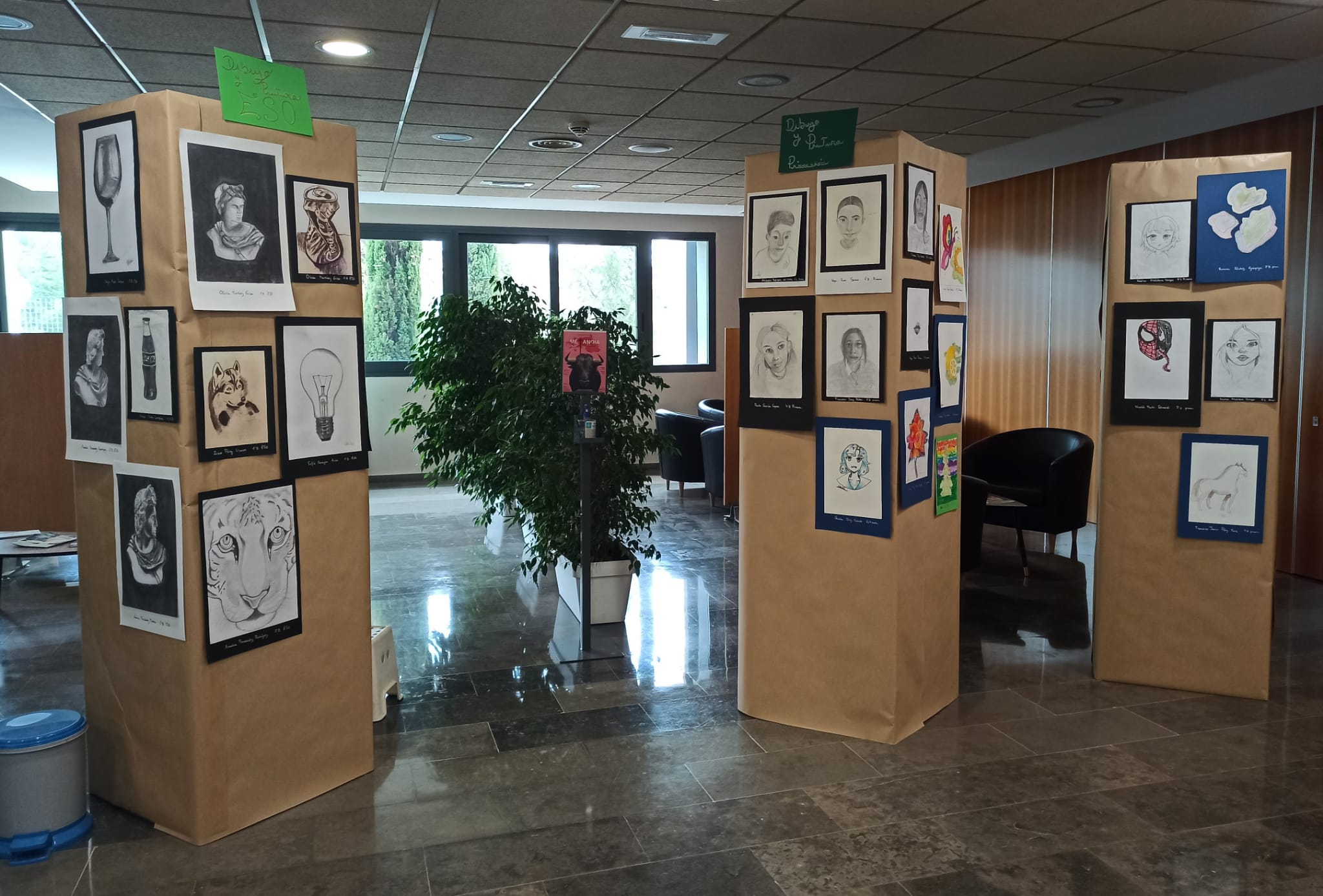exposición obras alumnos